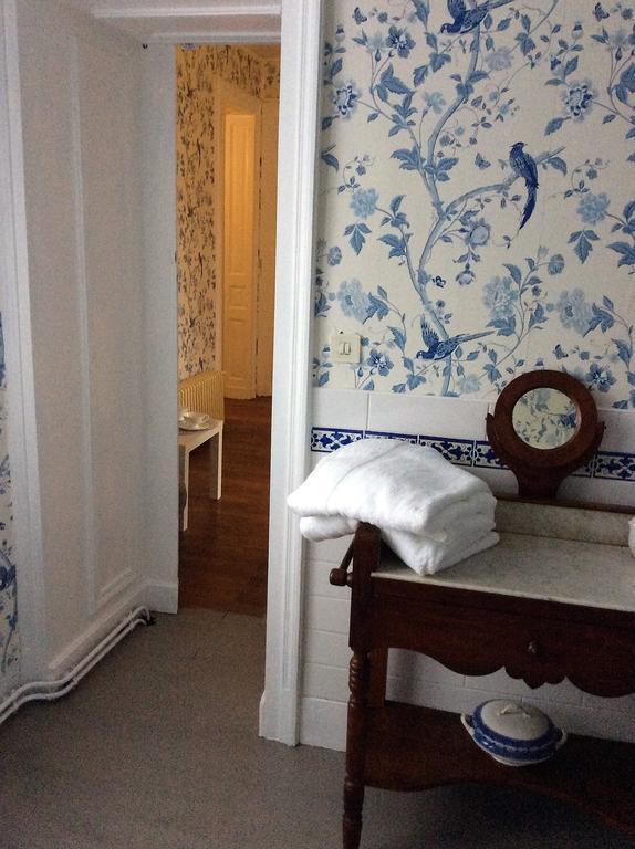 Bed and Breakfast Le Chalet De Luxe Saint-Séverin Exterior foto